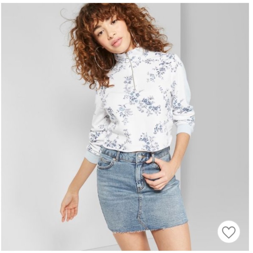 NWOT Trendy Wild Fable Denim Skirt!  😍
